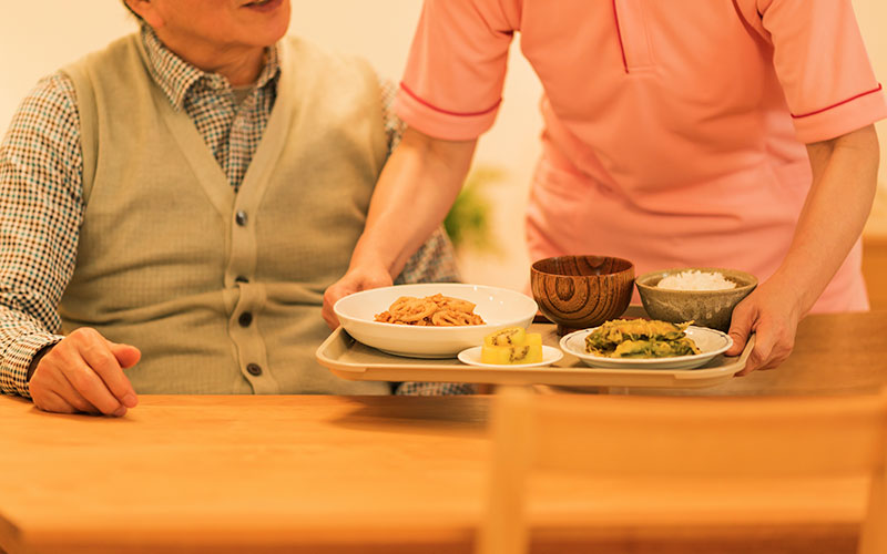 介護職の「夜勤専従」という働き方