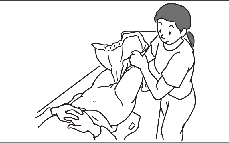 【排泄介助】ベッド上でのオムツ交換の手順・コツを分かりやすく解説！