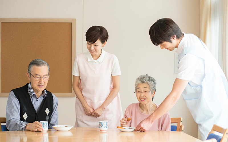 介護の現場でも自宅でも使えるおいしい日本茶の淹れ方