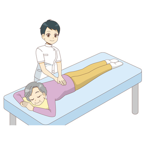 マッサージを受ける女性高齢者（診察・治療・手術/医療・病気）のイラスト