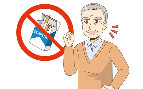 禁煙をする男性高齢者（高齢者/介護現場の人物）