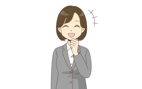 笑っているスーツを着た女性（バストアップ）