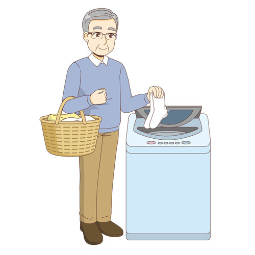 洗濯をする男性高齢者（高齢者（おばあさん・おじいさん）/介護現場の人物）