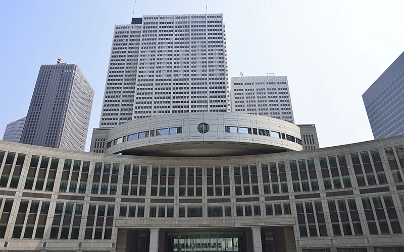 本会議場と委員会室が見学できる「都議会議事堂」。	