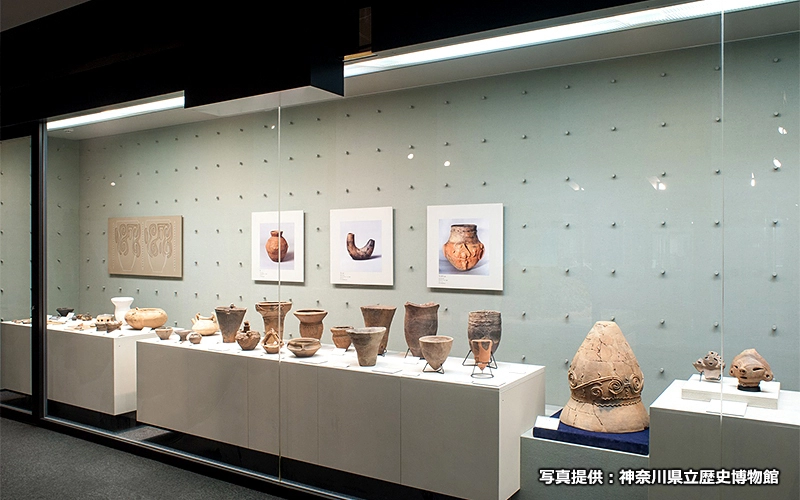 テーマ1 古代：県域に残された遺跡からの出土品を中心に展示。	