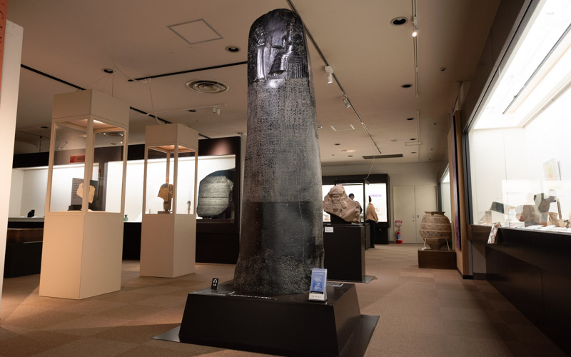 値下げ 本 天理参考館 ひとものこころ 古代オリエント II 美品 png