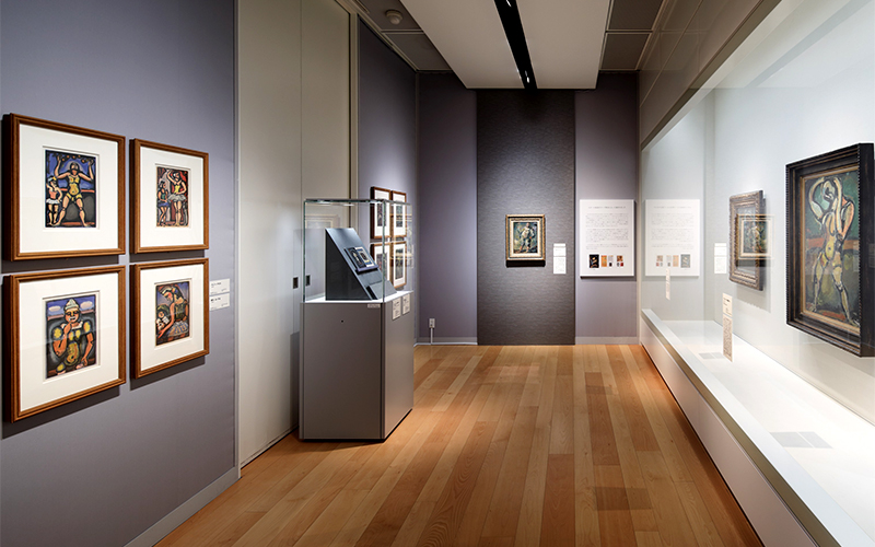 フランスの画家ジョルジュ・ルオーの作品を常設展示する「ルオー・ギャラリー」。常時10点～20点の作品を展示している。